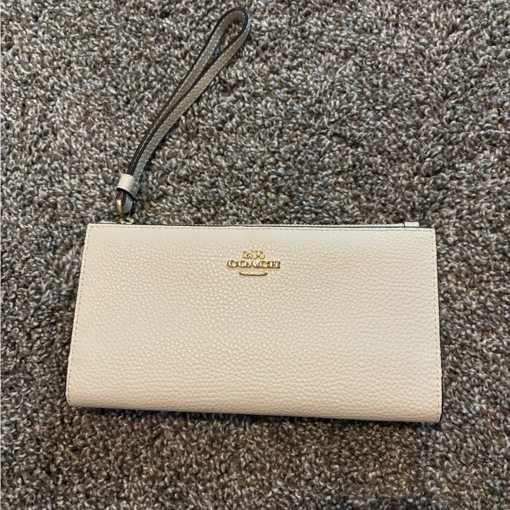 Coach Cream Leather Wristlet Clutch